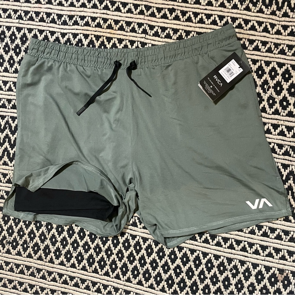 Mens XXL RVCA Sport Vent Shorts